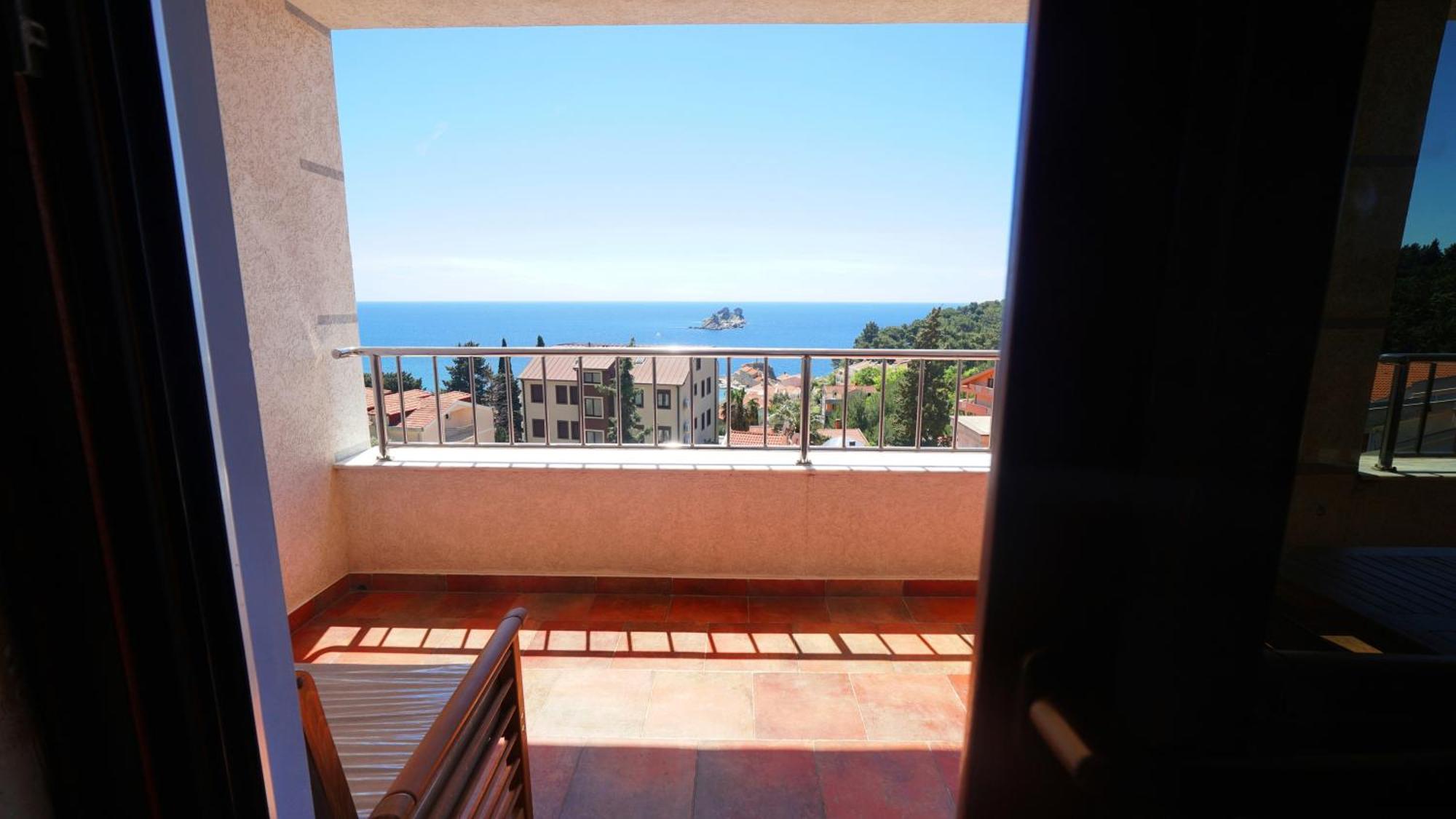 Medin Apartments Bluvista Petrovac na moru Exterior foto
