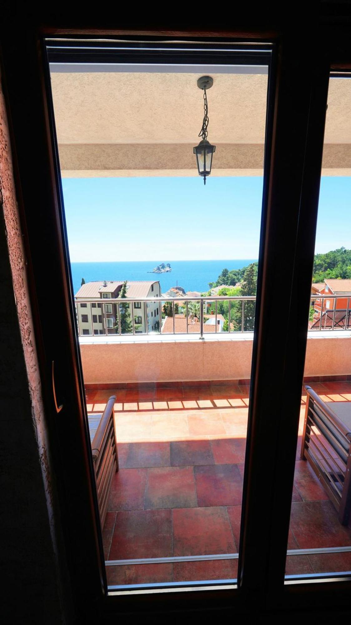 Medin Apartments Bluvista Petrovac na moru Exterior foto