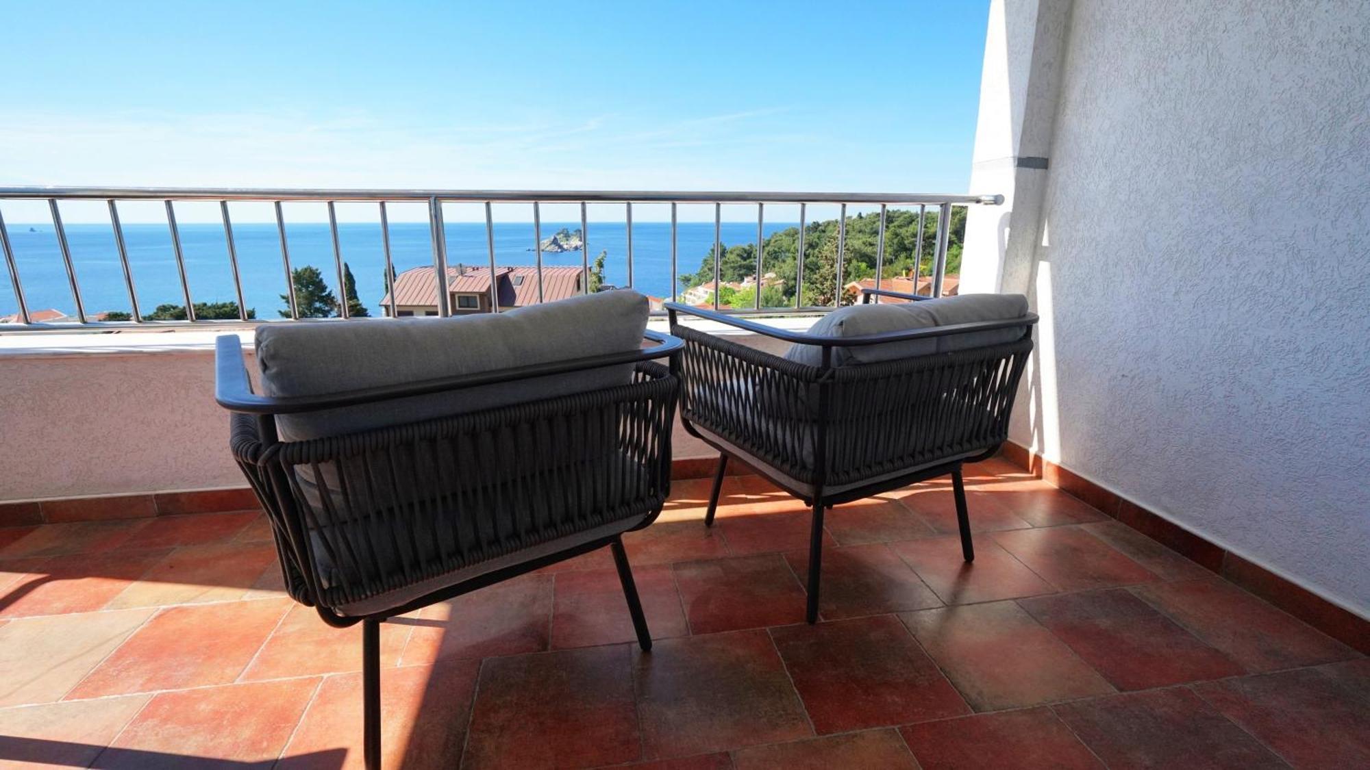 Medin Apartments Bluvista Petrovac na moru Exterior foto