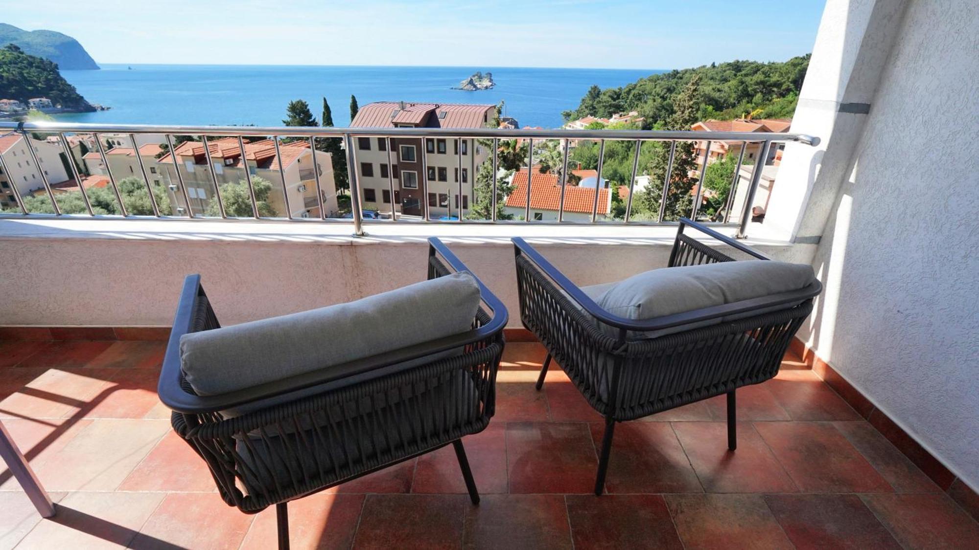 Medin Apartments Bluvista Petrovac na moru Exterior foto