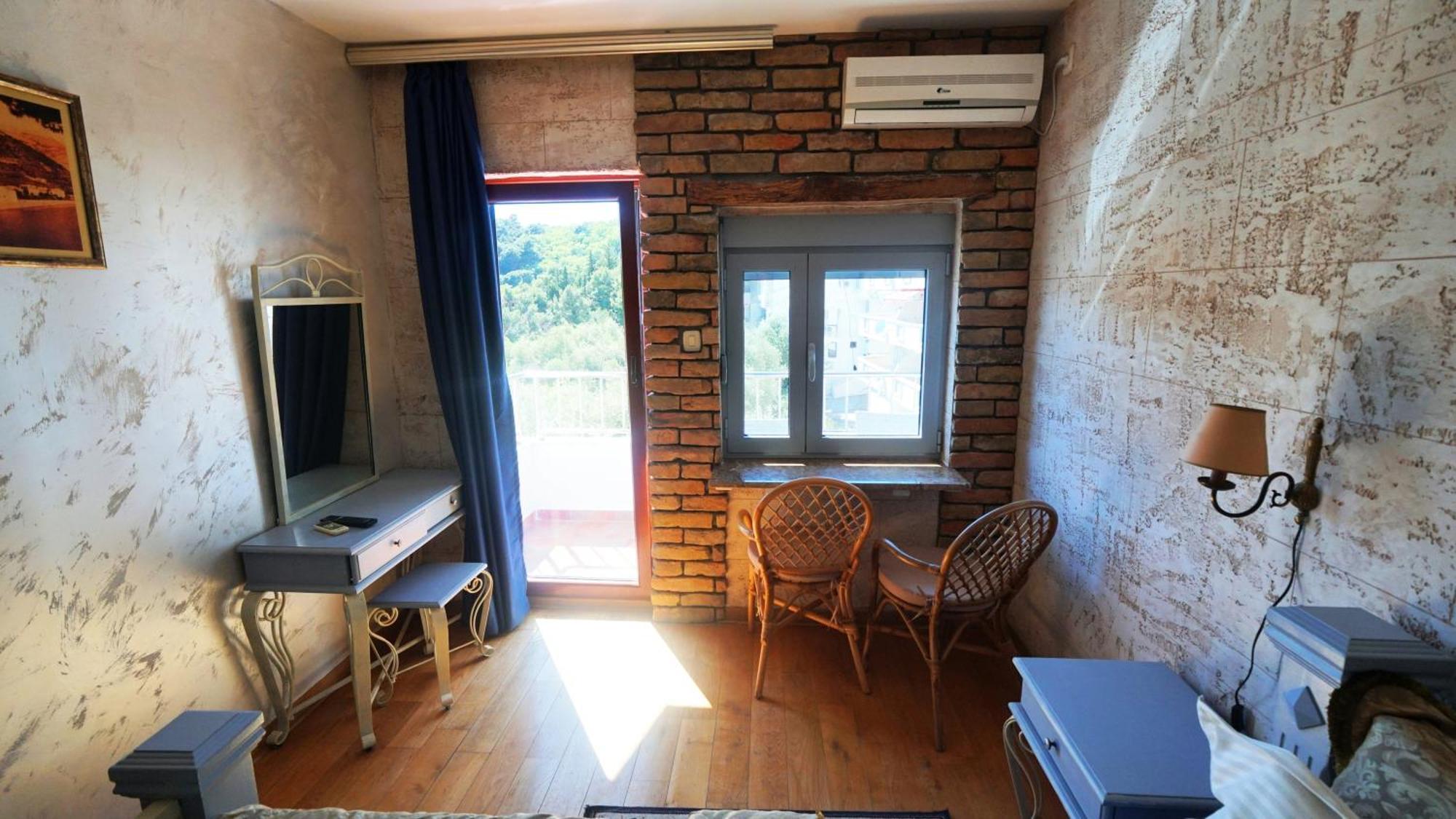 Medin Apartments Bluvista Petrovac na moru Exterior foto