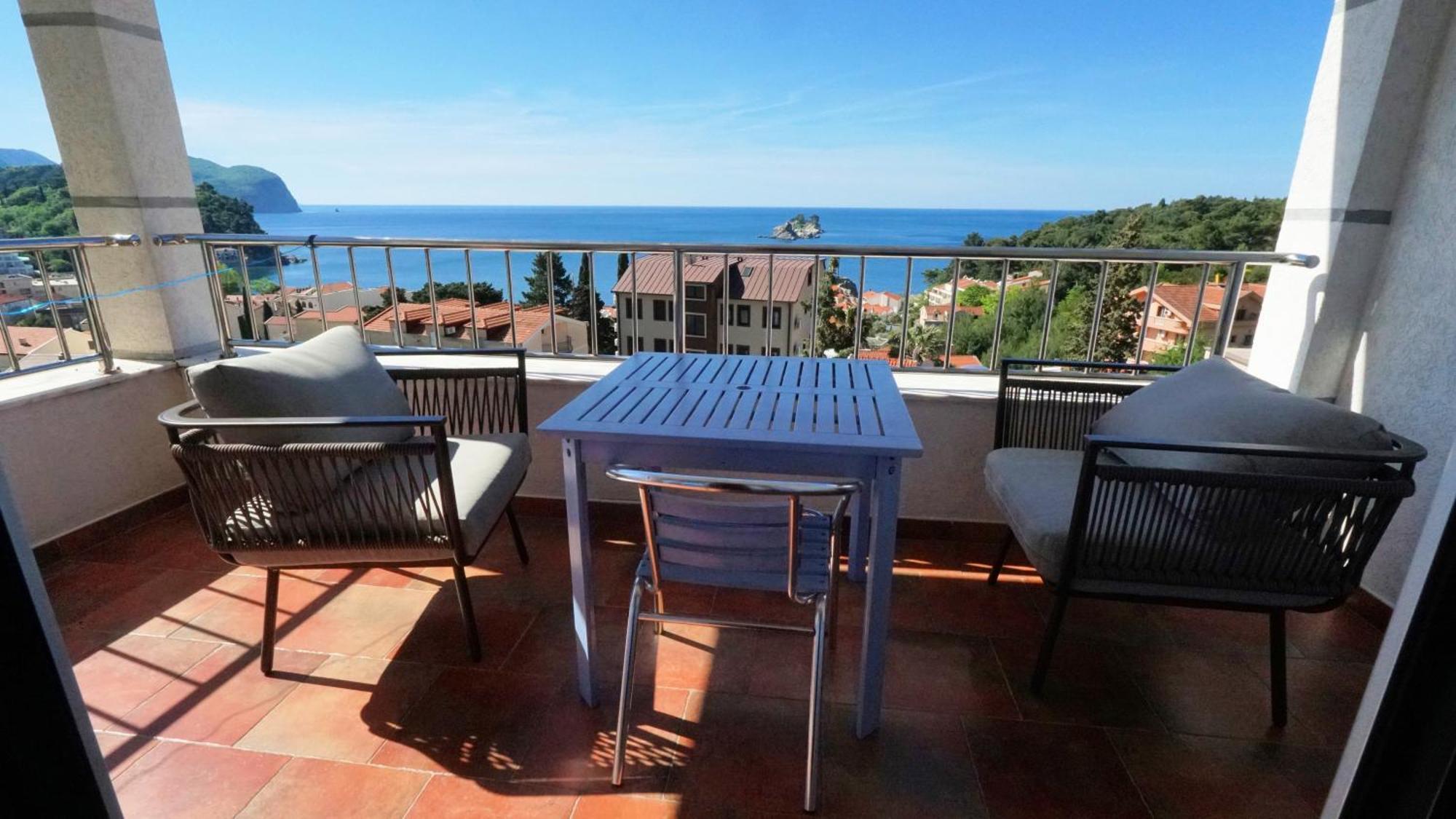 Medin Apartments Bluvista Petrovac na moru Exterior foto