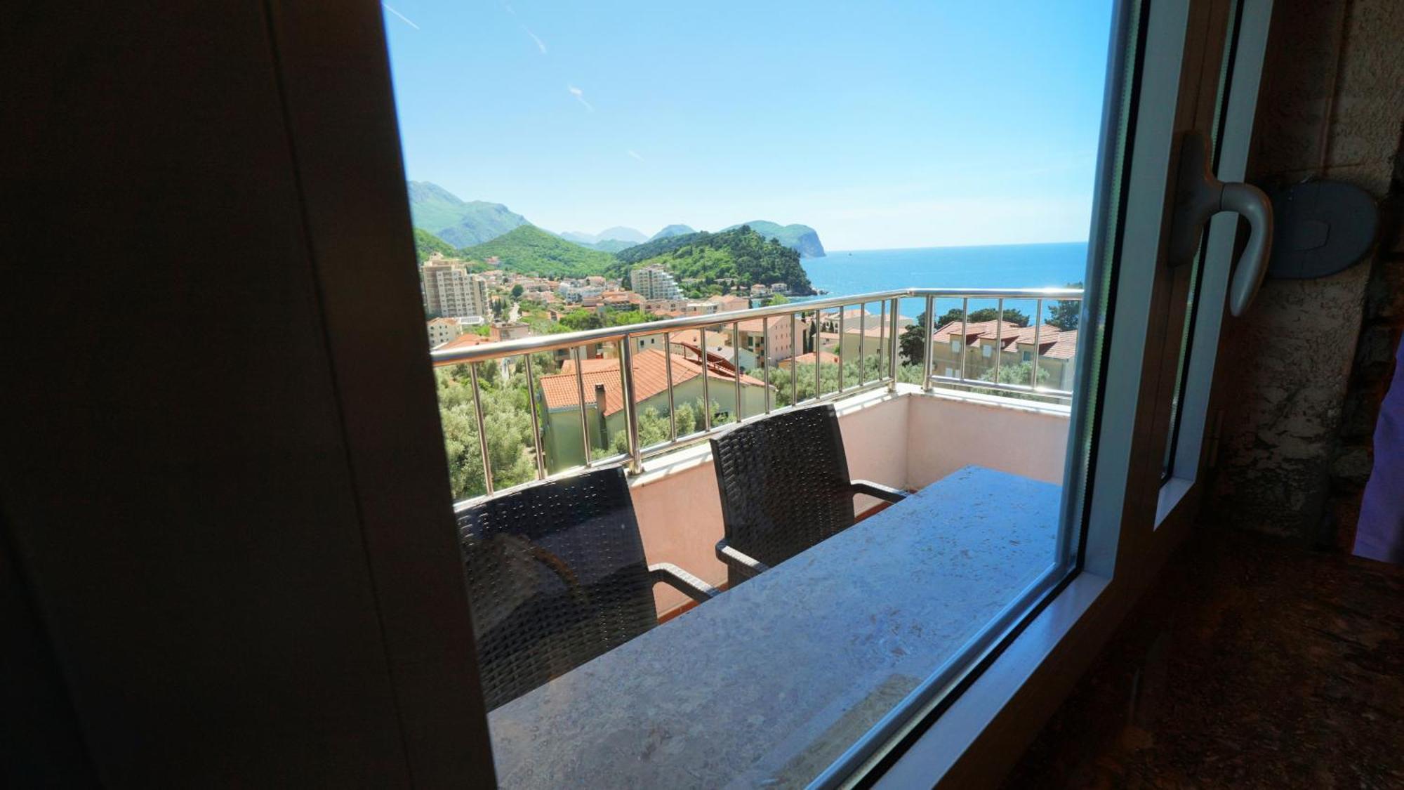 Medin Apartments Bluvista Petrovac na moru Exterior foto