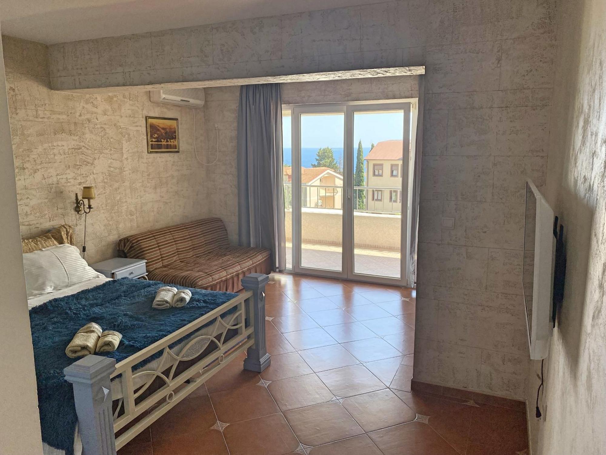 Medin Apartments Bluvista Petrovac na moru Zimmer foto