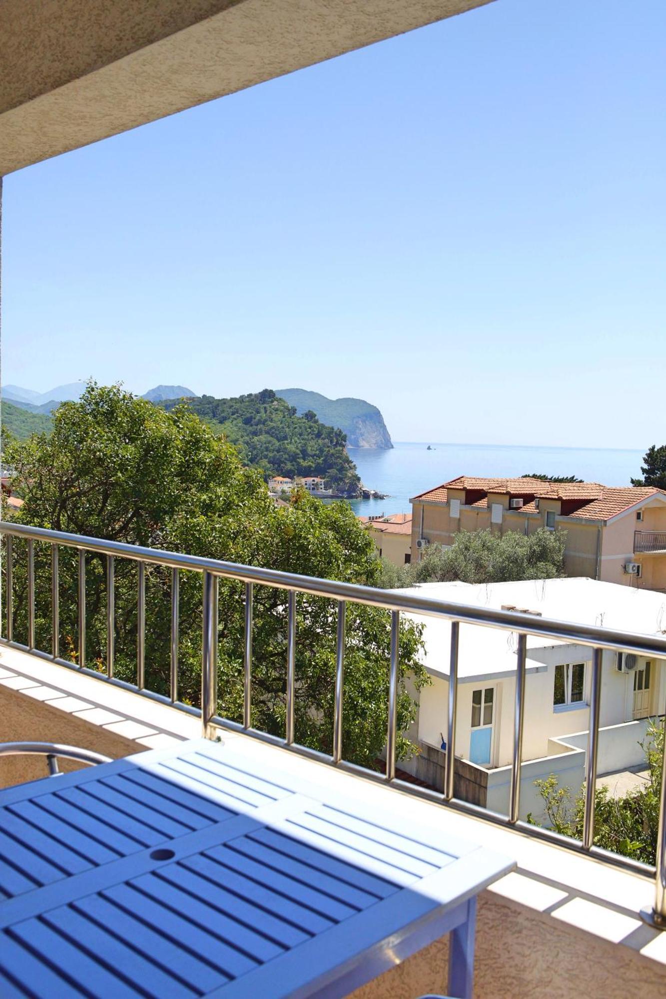 Medin Apartments Bluvista Petrovac na moru Exterior foto